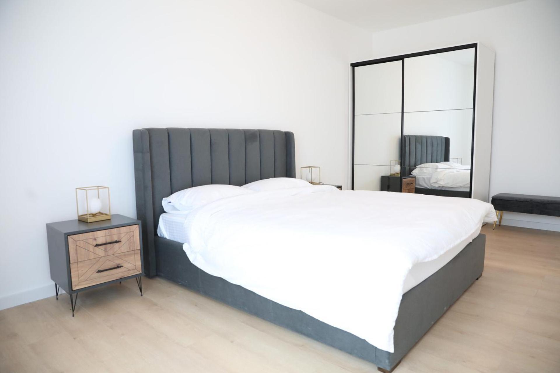 Exit Aparthotel ฟลอเรชติ ภายนอก รูปภาพ